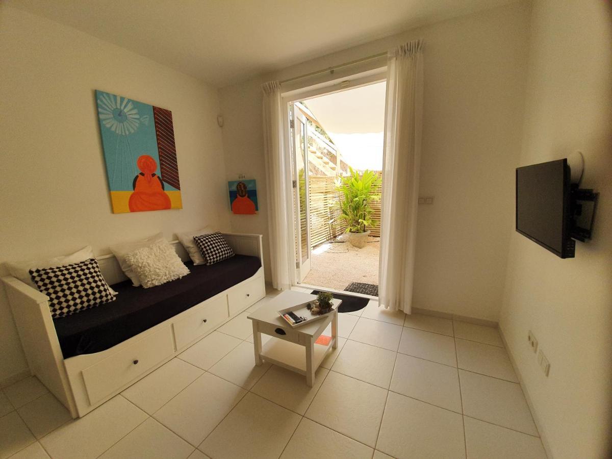 A2 Apartment Budget At Jan Thiel Curacao المظهر الخارجي الصورة