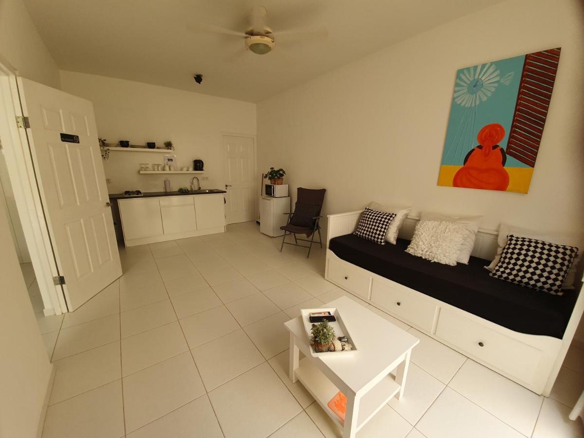 A2 Apartment Budget At Jan Thiel Curacao المظهر الخارجي الصورة