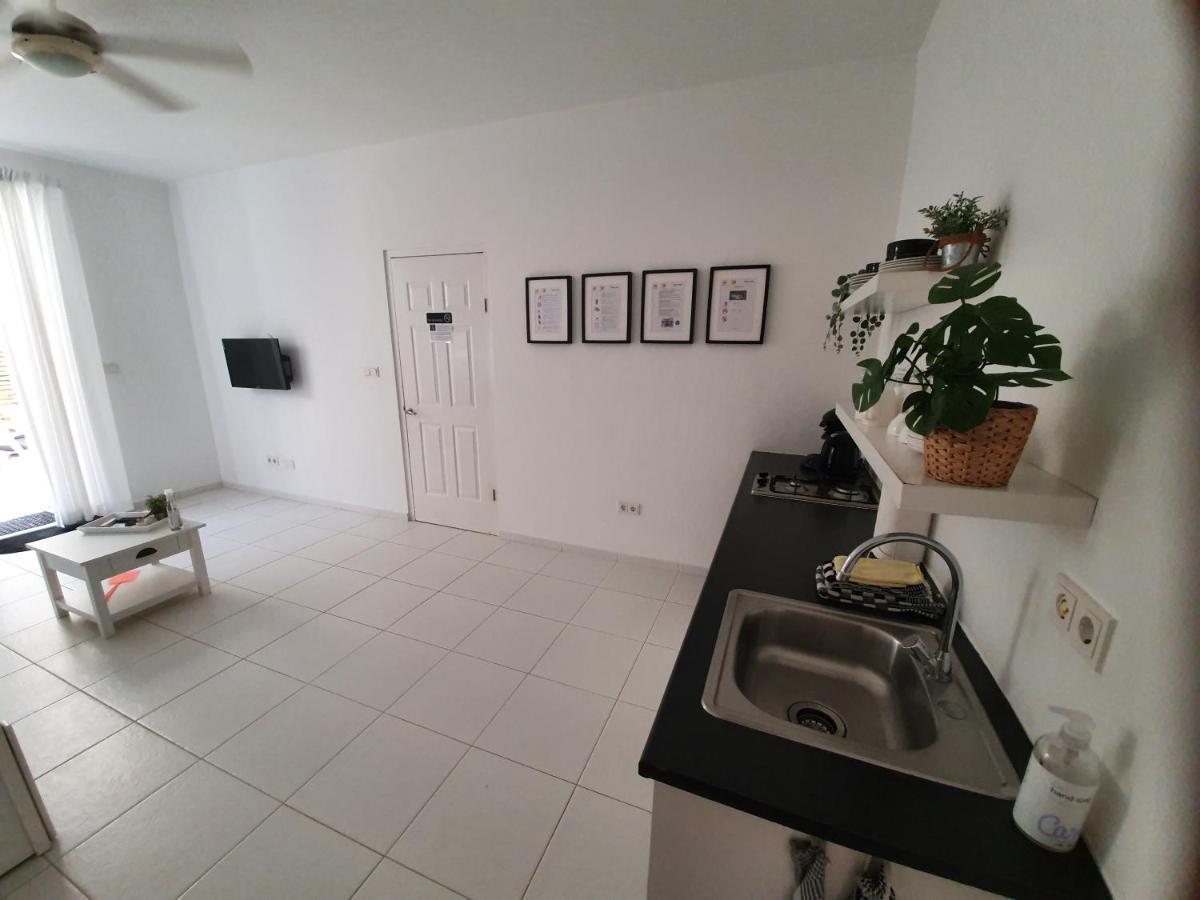 A2 Apartment Budget At Jan Thiel Curacao المظهر الخارجي الصورة